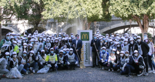 Catania, McDonald’s e comune contro l’abbandono dei rifiuti