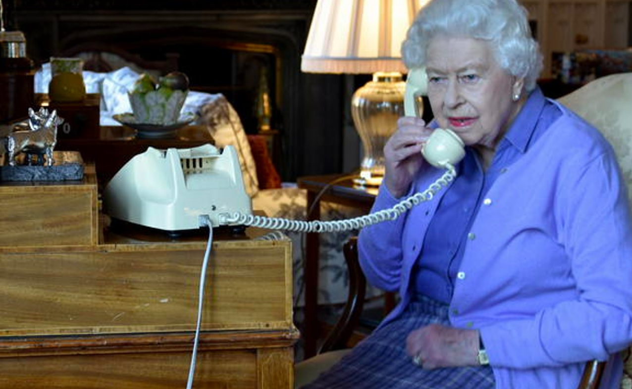 Regno Unito, 19enne armato fa irruzione a Windsor, arrestato