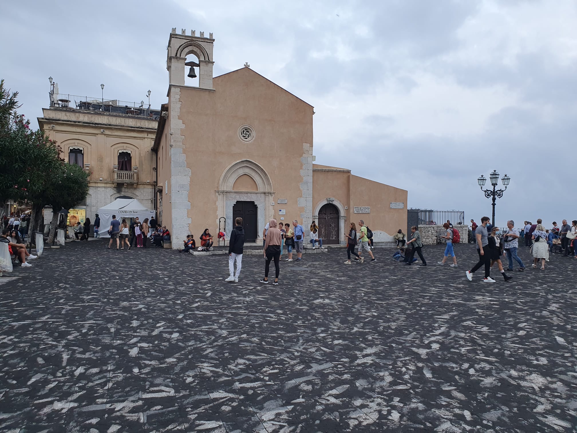 Cenere Etna, dall’Ue poca attenzione, i Comuni: “Difficoltà immense”