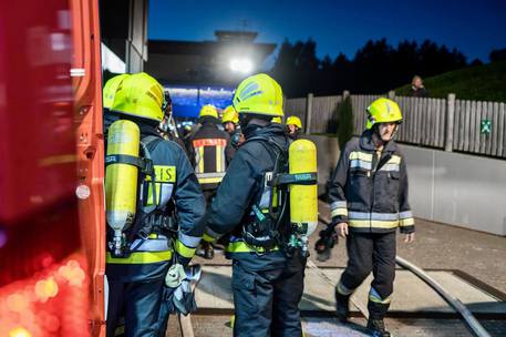 Esplosione in albergo a 5 stelle, nove feriti, uno gravissimo