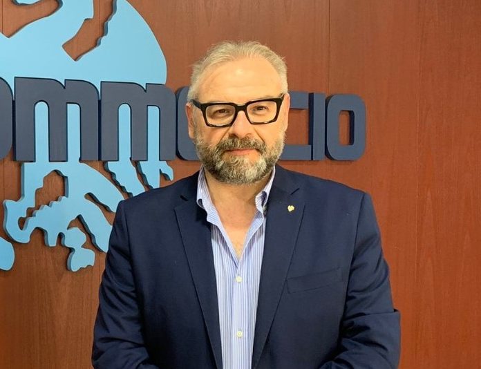 Confcommercio Sicilia, “Green pass nei negozi? Siamo perplessi”