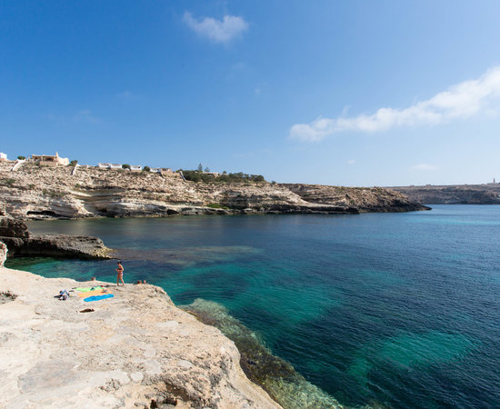 Lampedusa, per l’area di Cavallo Bianco Comune pronto alla bonifica Lampedusa, per l’area di Cavallo Bianco Comune pronto alla bonifica