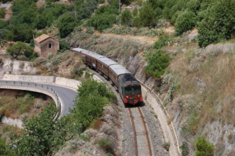 Treni, arriva la svolta  per la tratta Trapani-Milo