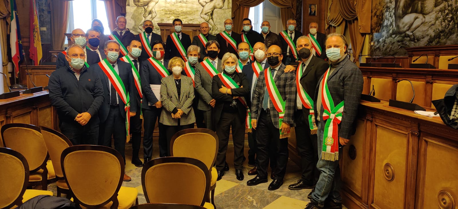 Sindaci siciliani a confronto con i nove prefetti dell’Isola