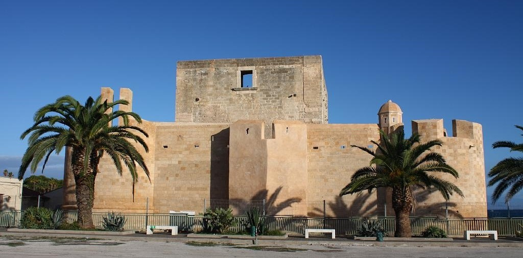 Una nuova vita per il Castello Aragonese di Brucoli e il parco Hangar