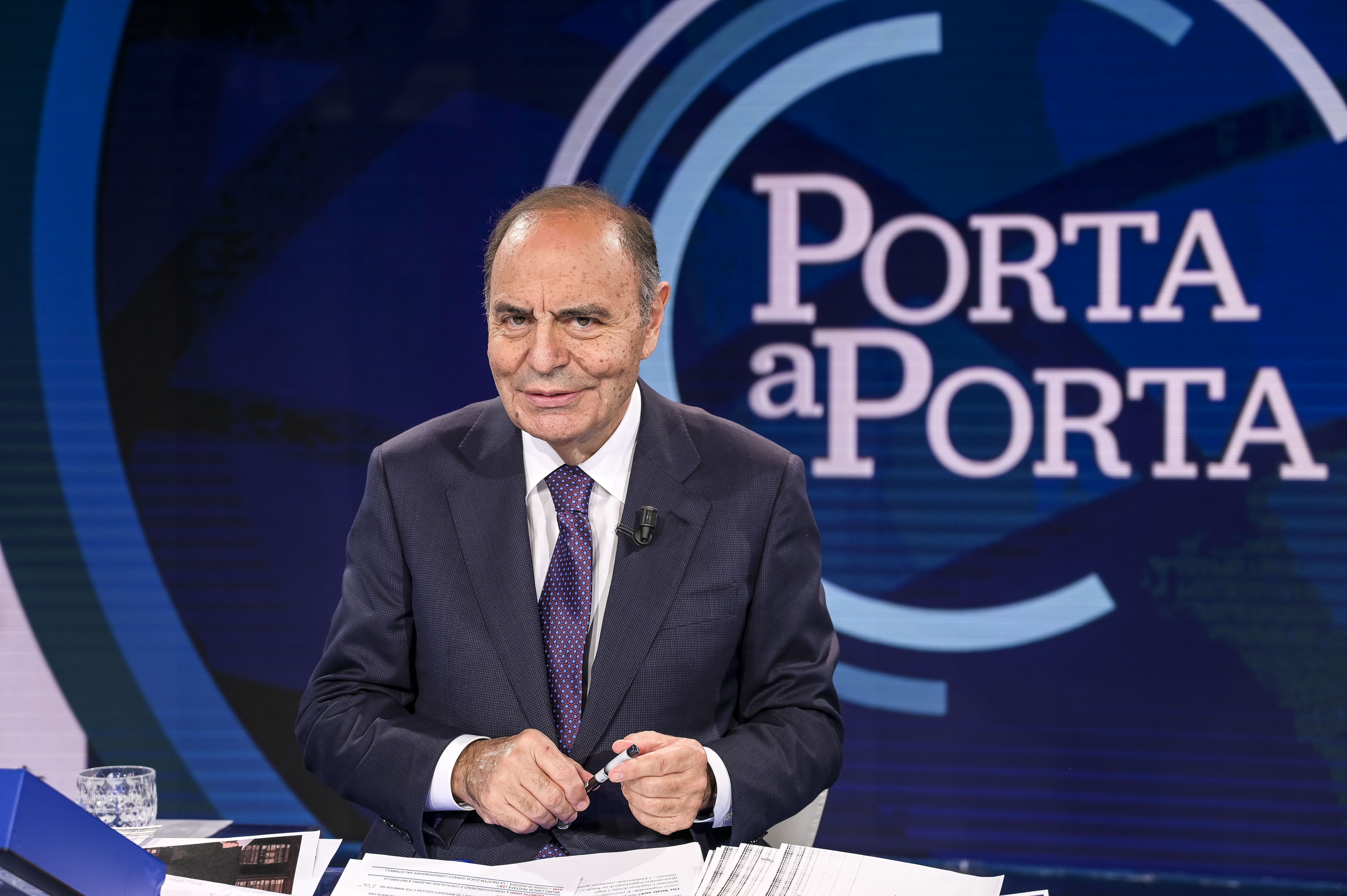 Bruno Vespa passa a Mediaset? “Trattative segretissime”