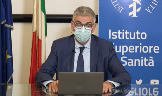 Covid-19, Brusaferro: “Fermare il virus, sbagliato farlo circolare”