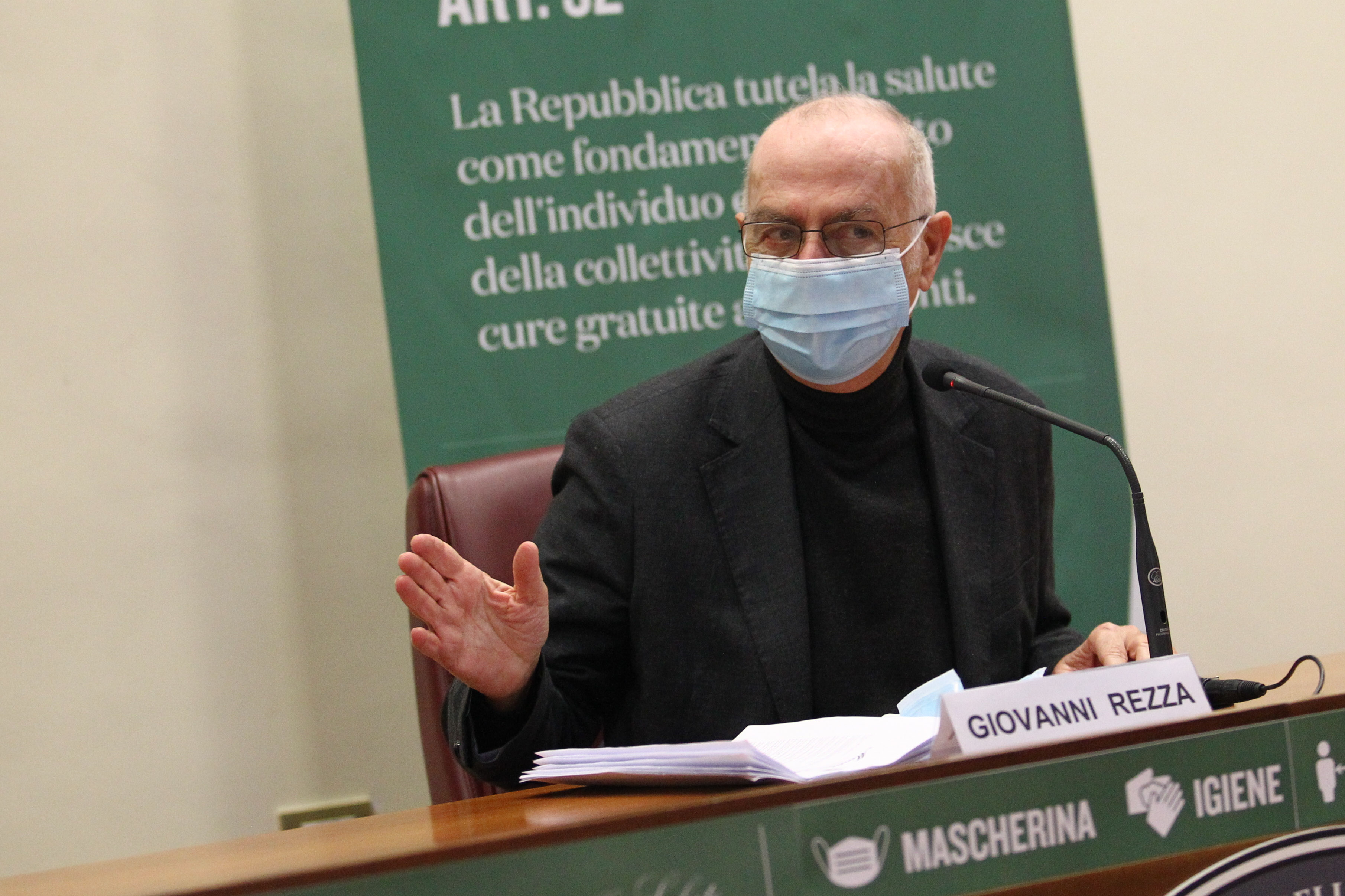 Covid, concreta l’ipotesi della terza dose prima dei sei mesi