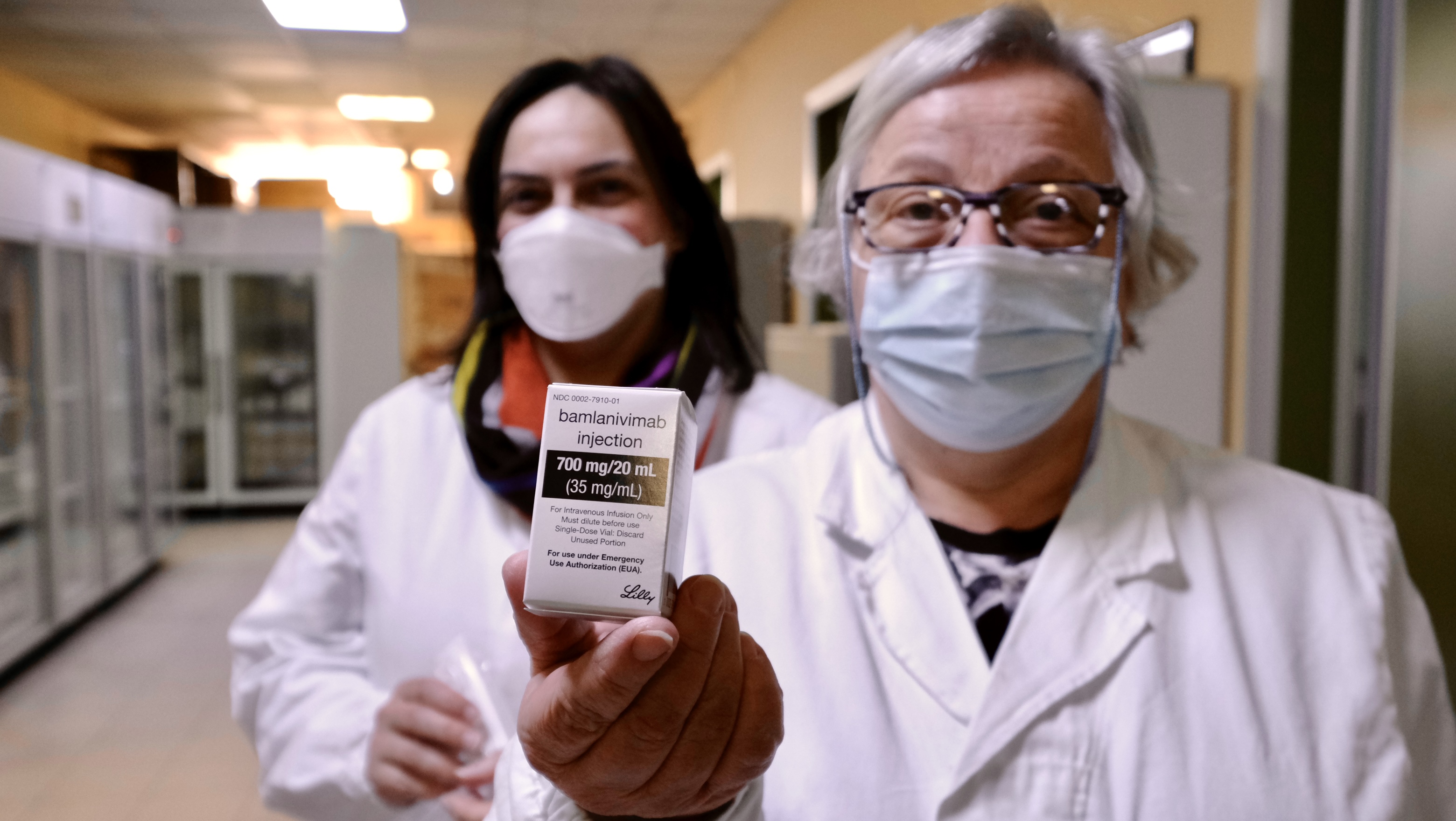 Covid, Fda limita uso 2 mix monoclonali: “Non funzionano su Omicron”