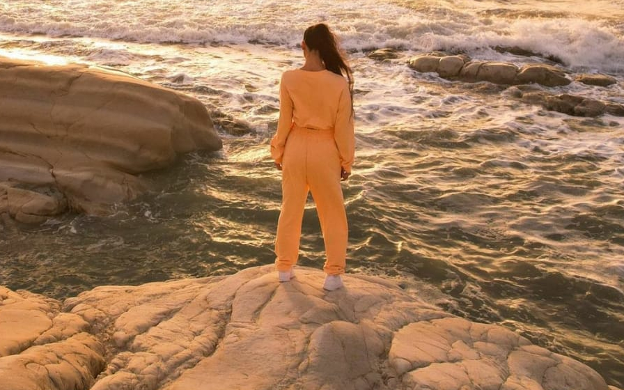 Belen felice per l’annuncio di matrimonio della sorella: “Voglio essere la testimone”