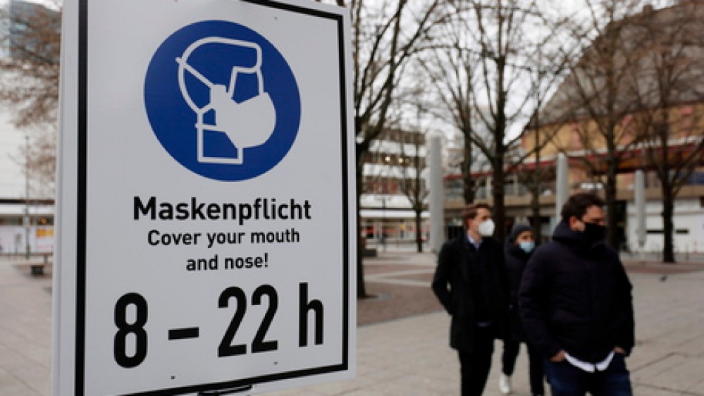 Covid, Germania, record di contagi, superati i 100mila morti