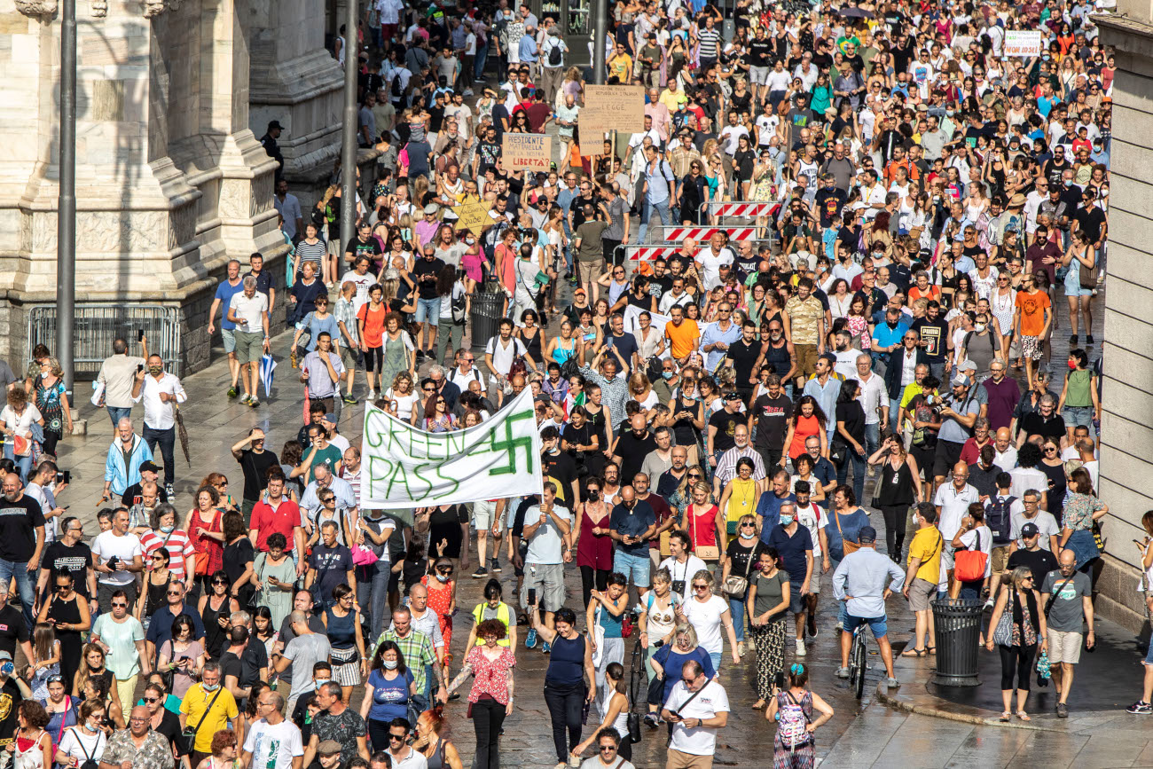 Omicron, dal 2G all’arresto, le misure per contrastare i no vax nel mondo