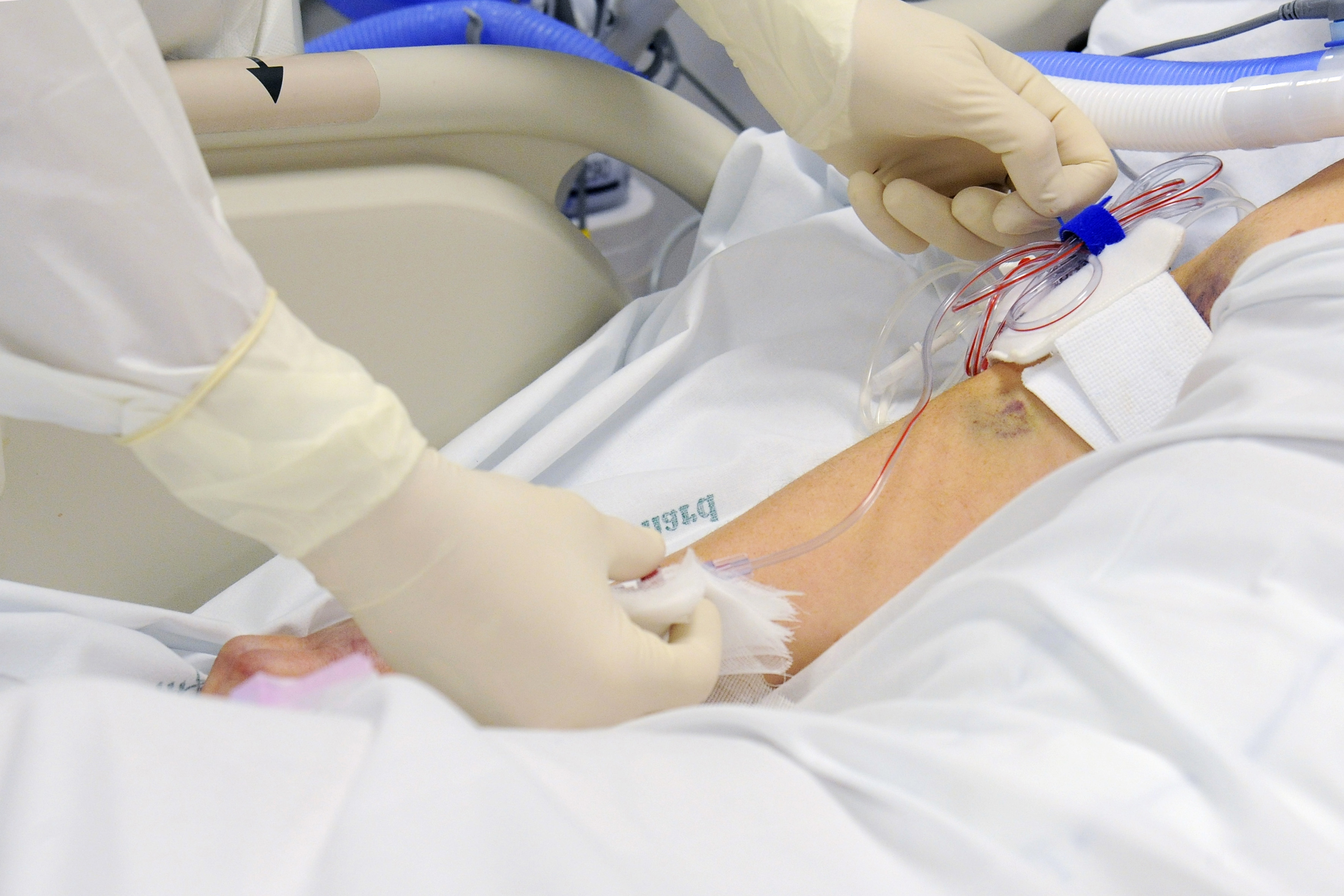 Covid, in terapia intensiva il 74% sono no vax