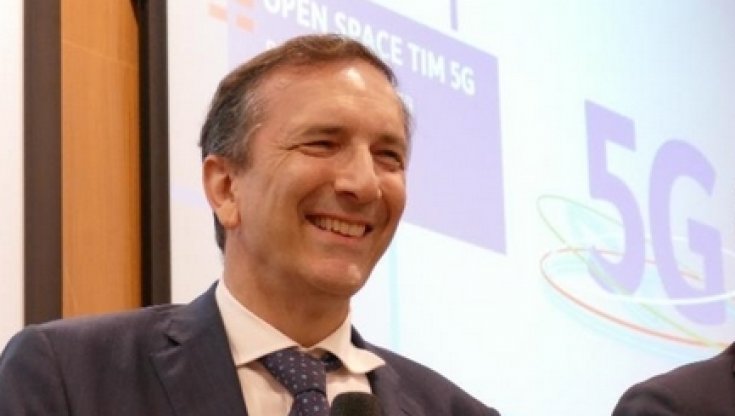 Tim, Kkr pronta a offerta amichevole a 50 cent per azione