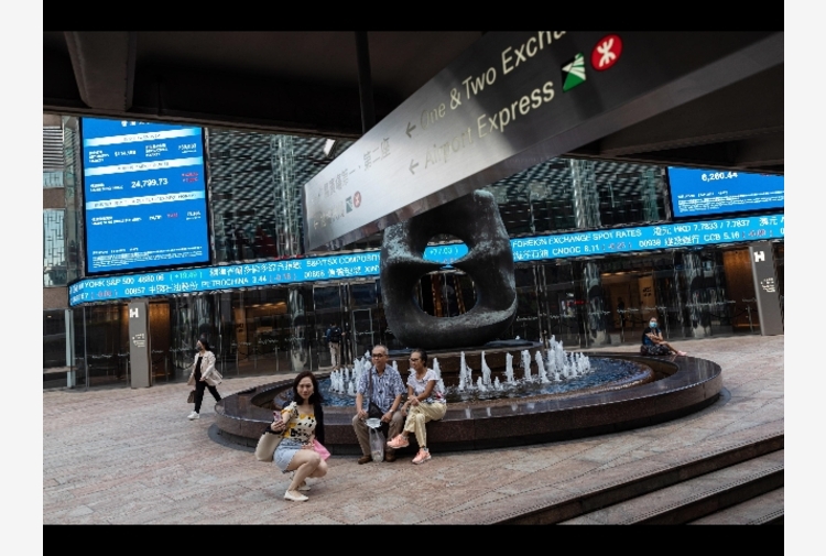 Banche, Unicredit cede partecipazione turca in YapÕ