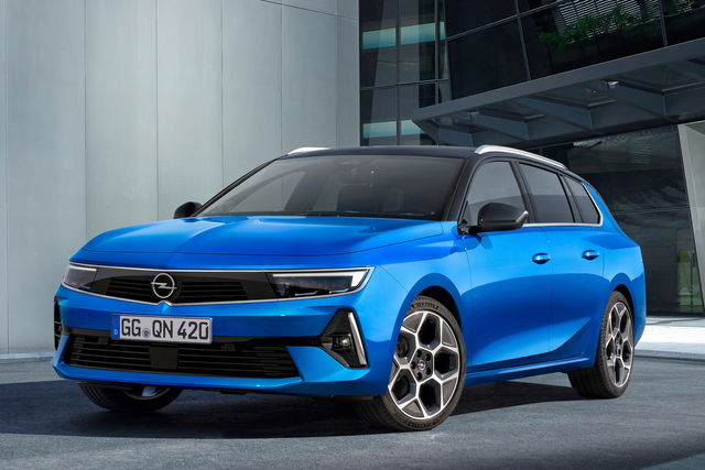 Astra Sports Tourer, la prima Station wagon elettrica di Opel