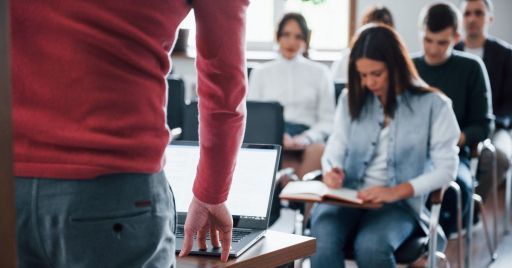 Il Risanamento è anche sociale, bando per lavoro e formazione Il Risanamento è anche sociale, bando per lavoro e formazione