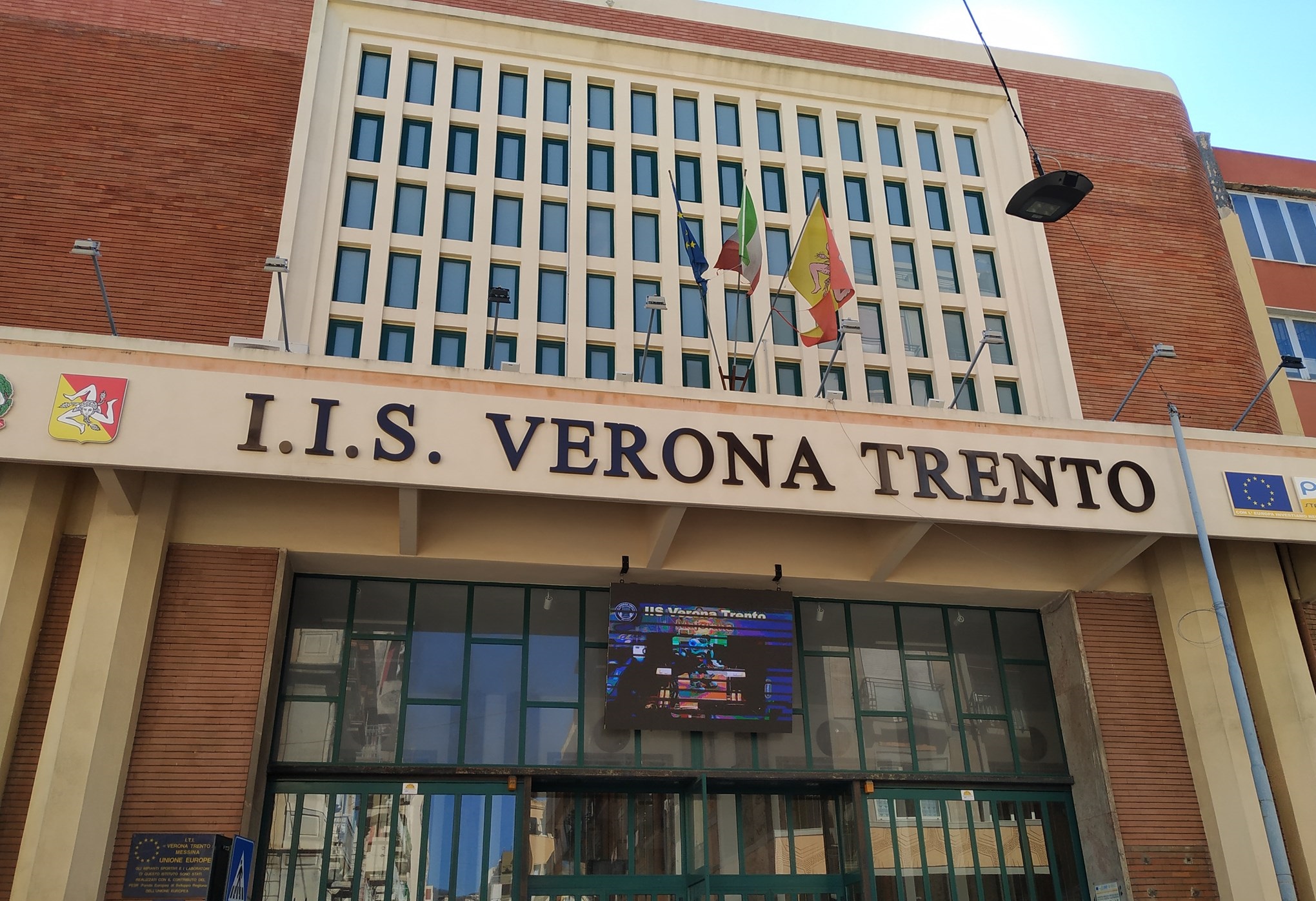 Scuole a Messina, tanto lavoro da fare su sicurezza e spazi adeguati