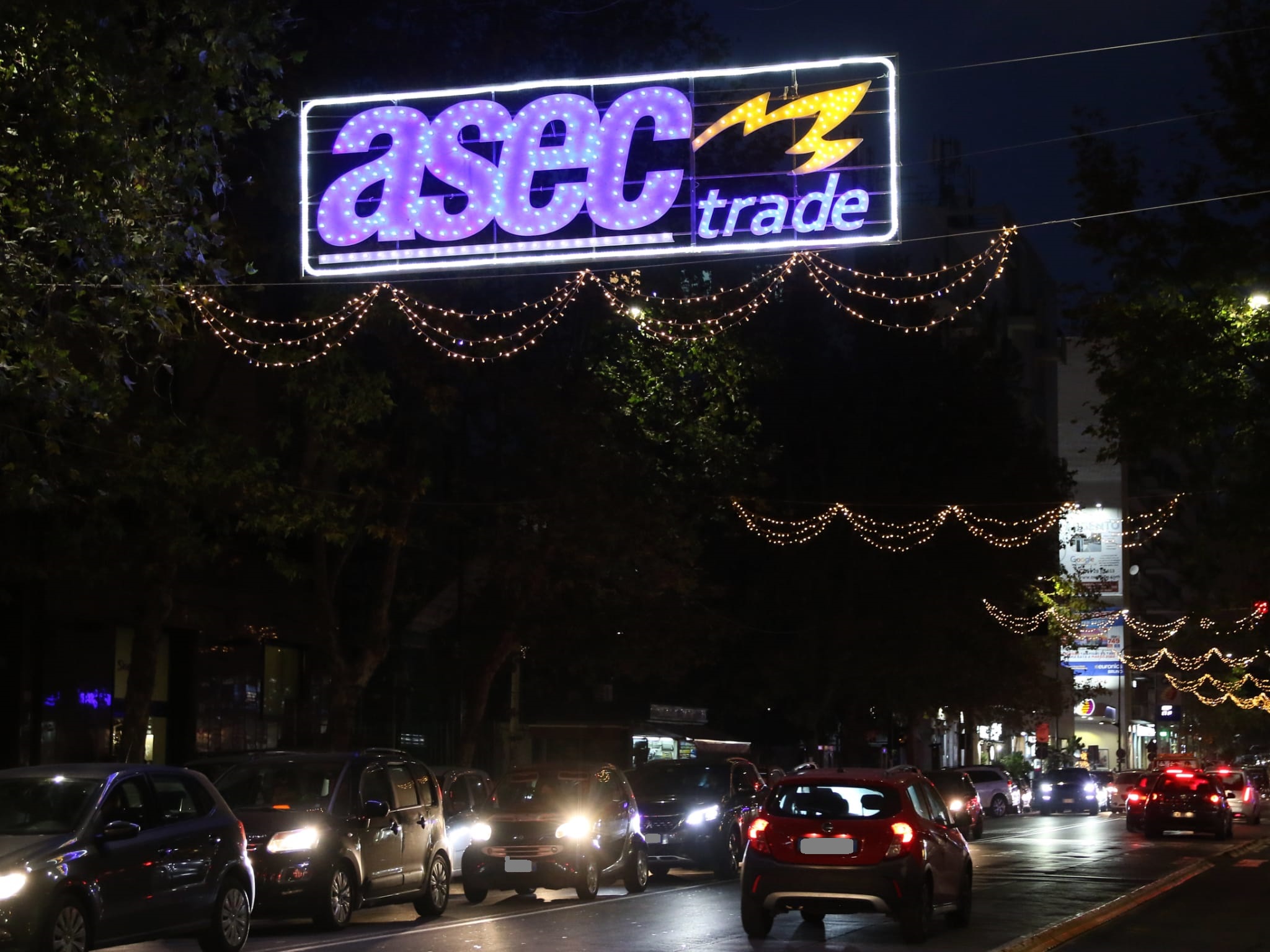 Le “luci” di Asec Trade illuminano il Natale nelle strade di Catania