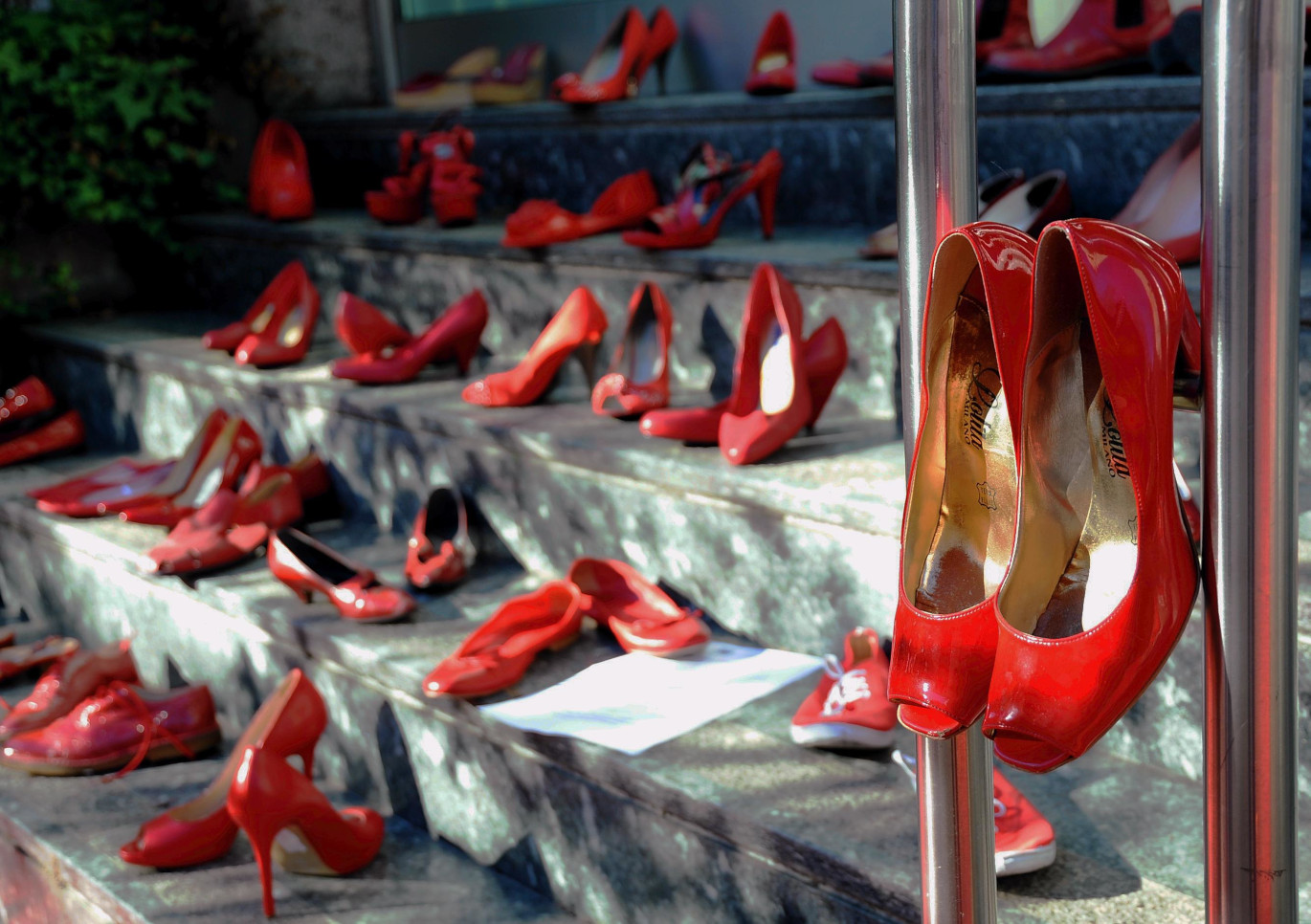 “La Voce delle donne”, riabilitare subito i violenti o scorrerà altro sangue