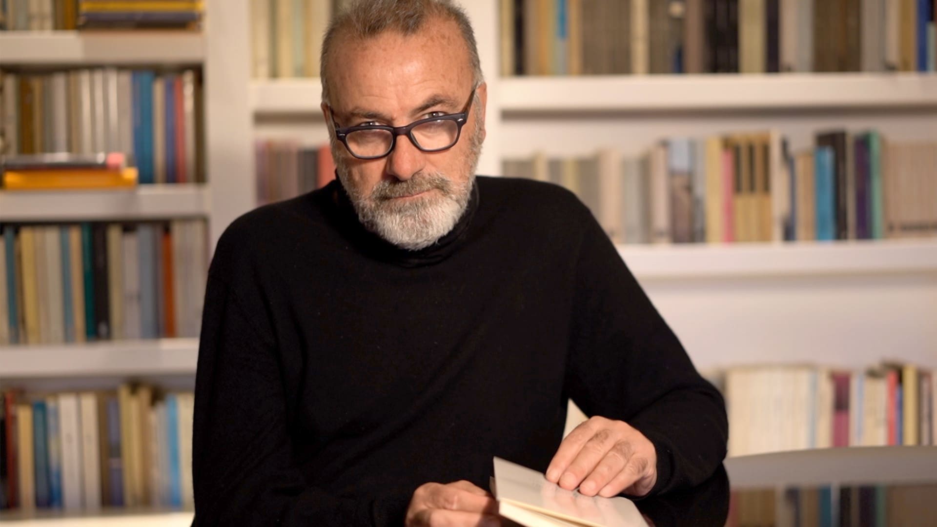 Franco Arminio, il ruolo della politica contro lo spopolamento dei piccoli paesi Franco Arminio, il ruolo della politica contro lo spopolamento dei piccoli paesi