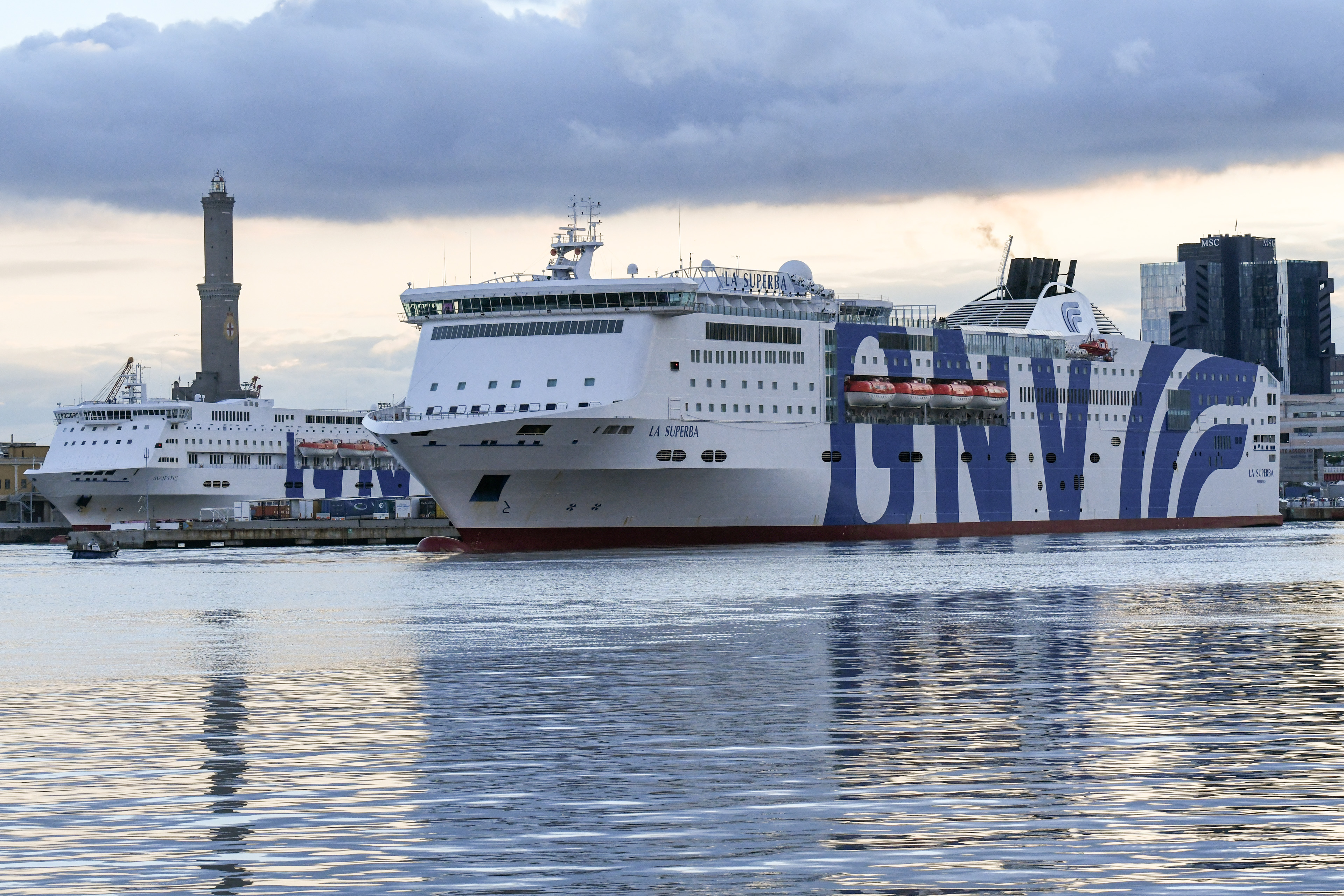 Ragazza scomparsa sul traghetto, la verità nell’ultimo messaggio al fidanzato