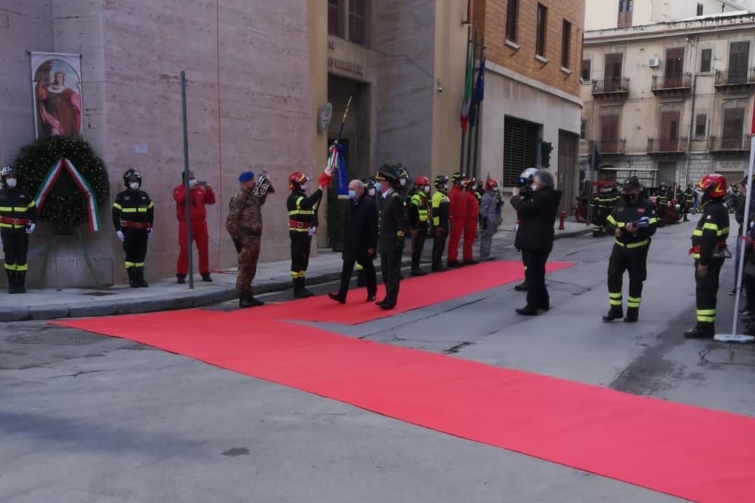 Palermo, parata dei Vigili del Fuoco in onore di Santa Barbara