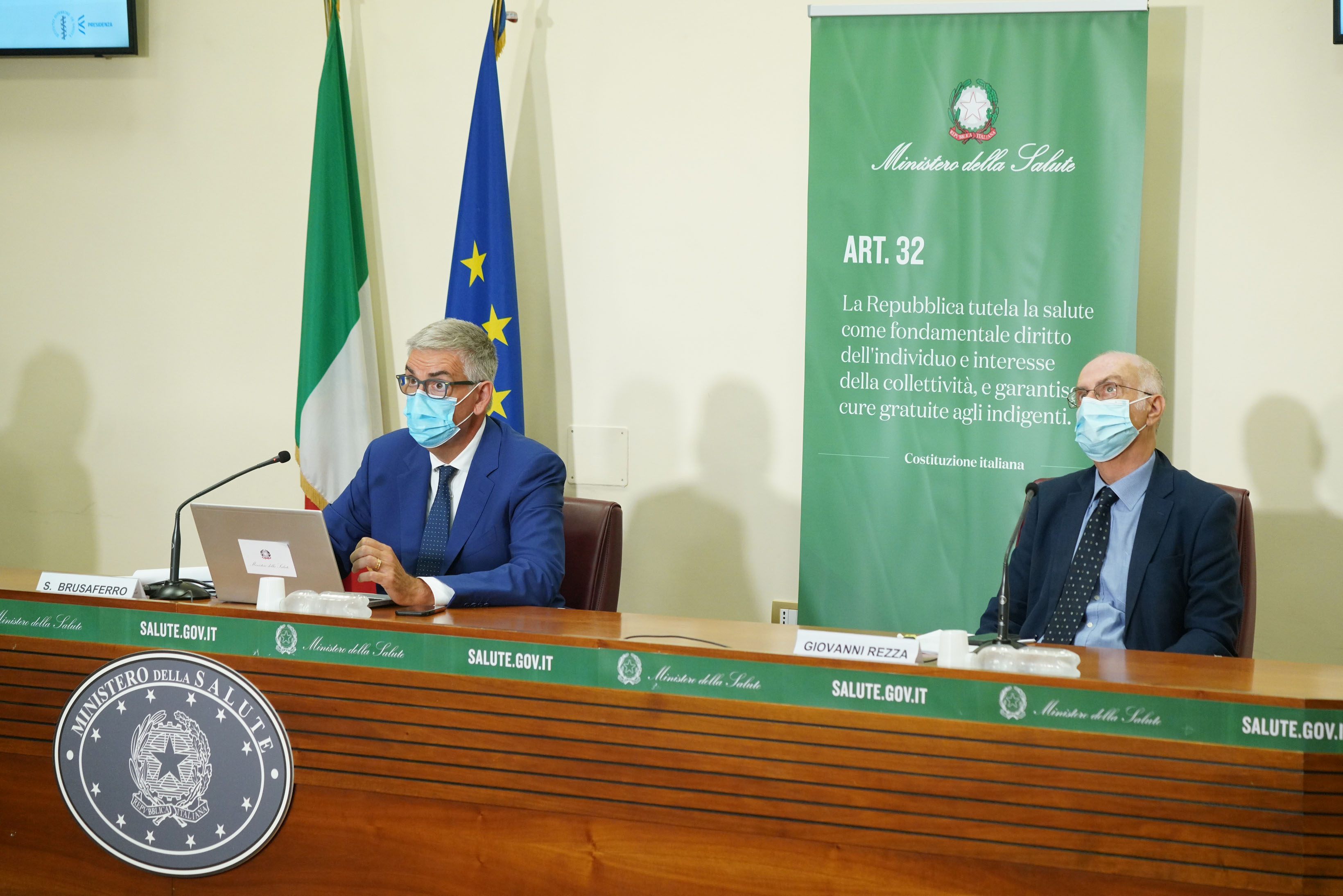 Il Covid allenta la presa in Italia, “Calano anche ricoveri tra i giovani”