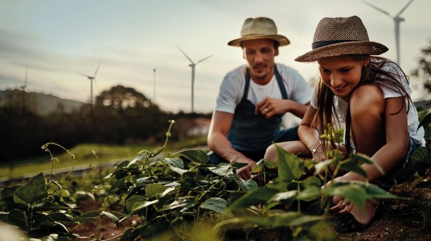 Transizione ecologica: i miti da sfatare sulle rinnovabili e le opportunità per il territorio e la collettività