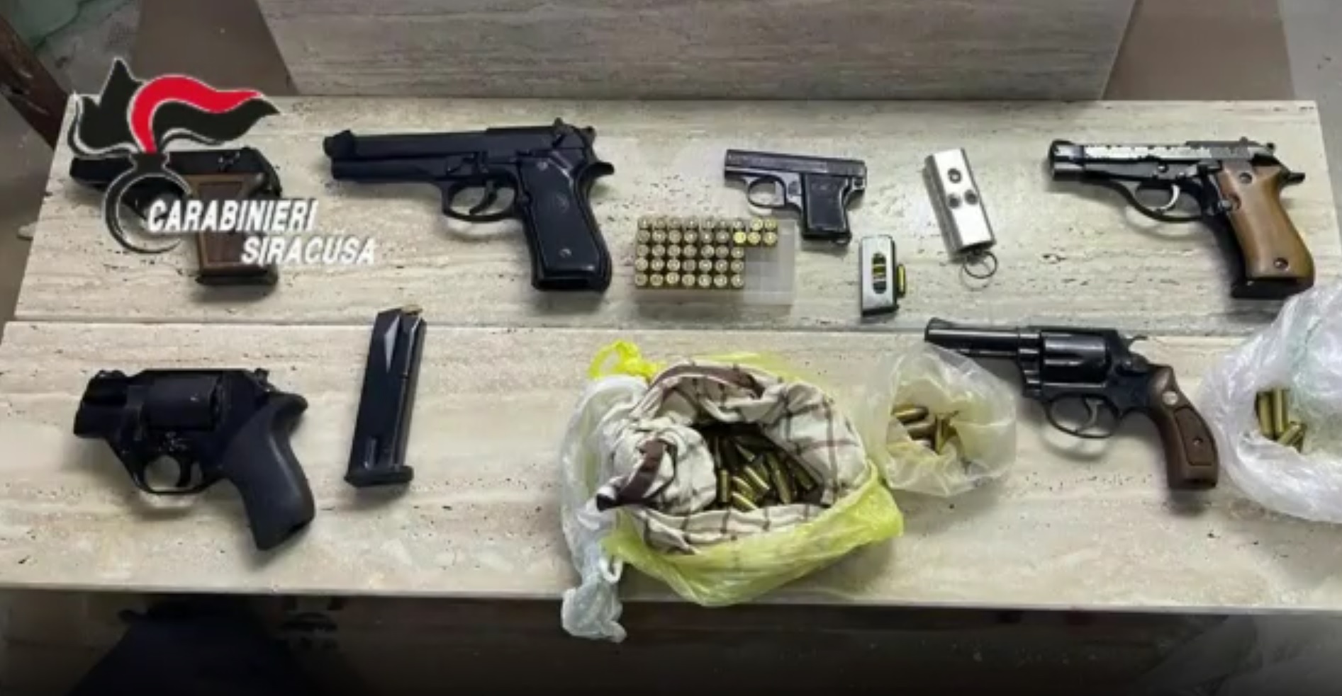 Noto, dopo l’omicidio del giovane, l’arsenale dei Caminanti