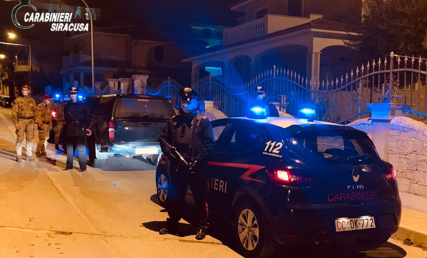 Noto, armi ed esplosivi trovati alla Falconara, sei denunciati