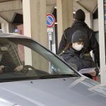 Covid, 9.571 contagi in Svizzera: scende in campo l’esercito