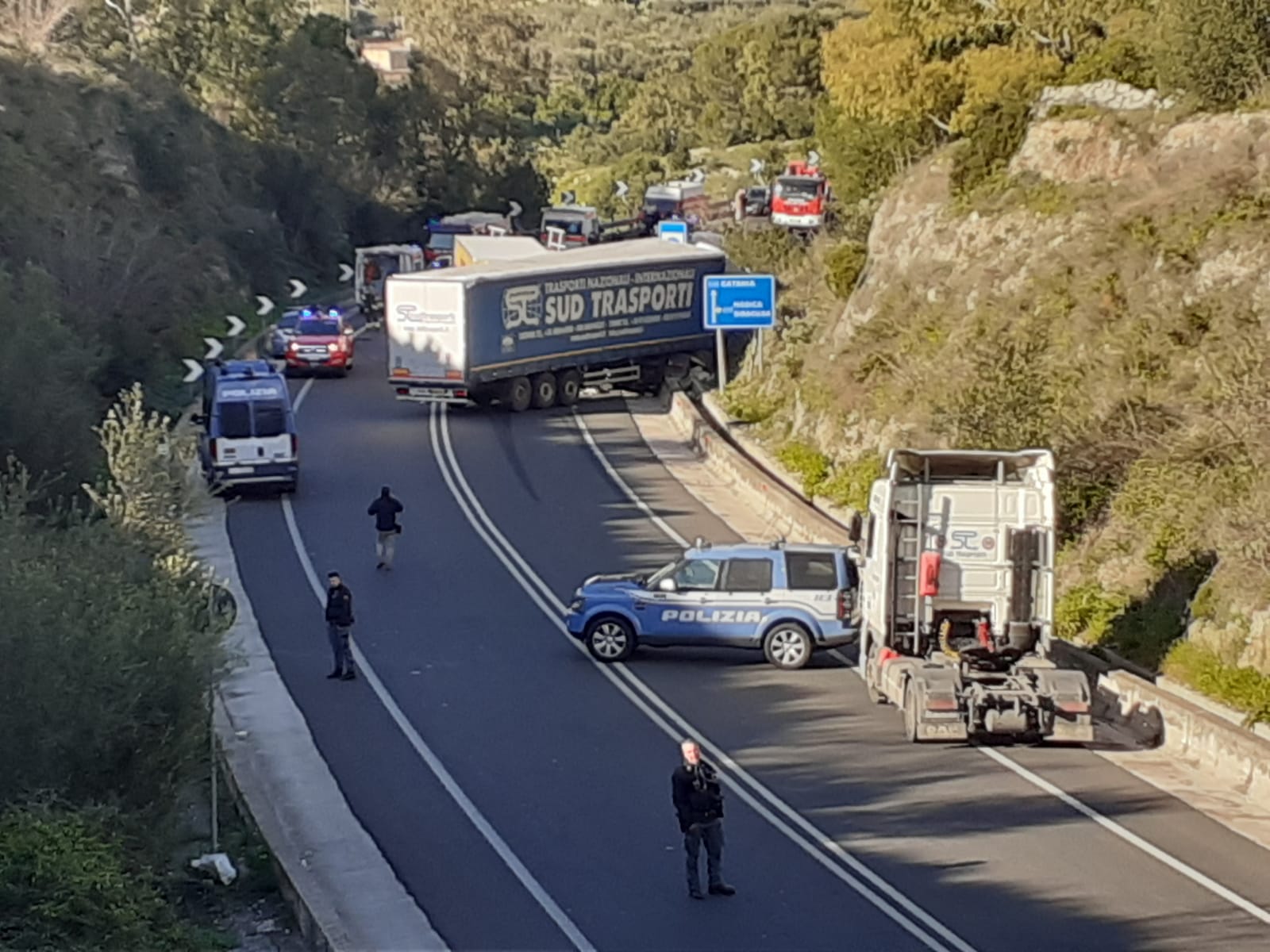 Spaventoso incidente sulla Ss194 Modica – Pozzallo, un morto e 4 feriti