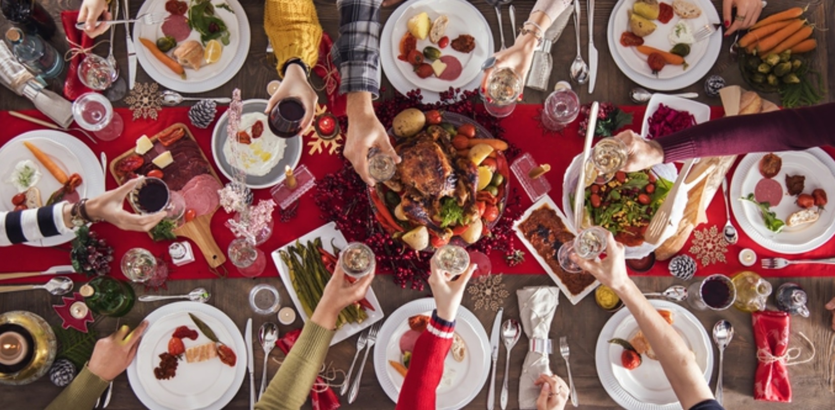 Covid, le Feste fanno paura, rischio arancio a Capodanno
