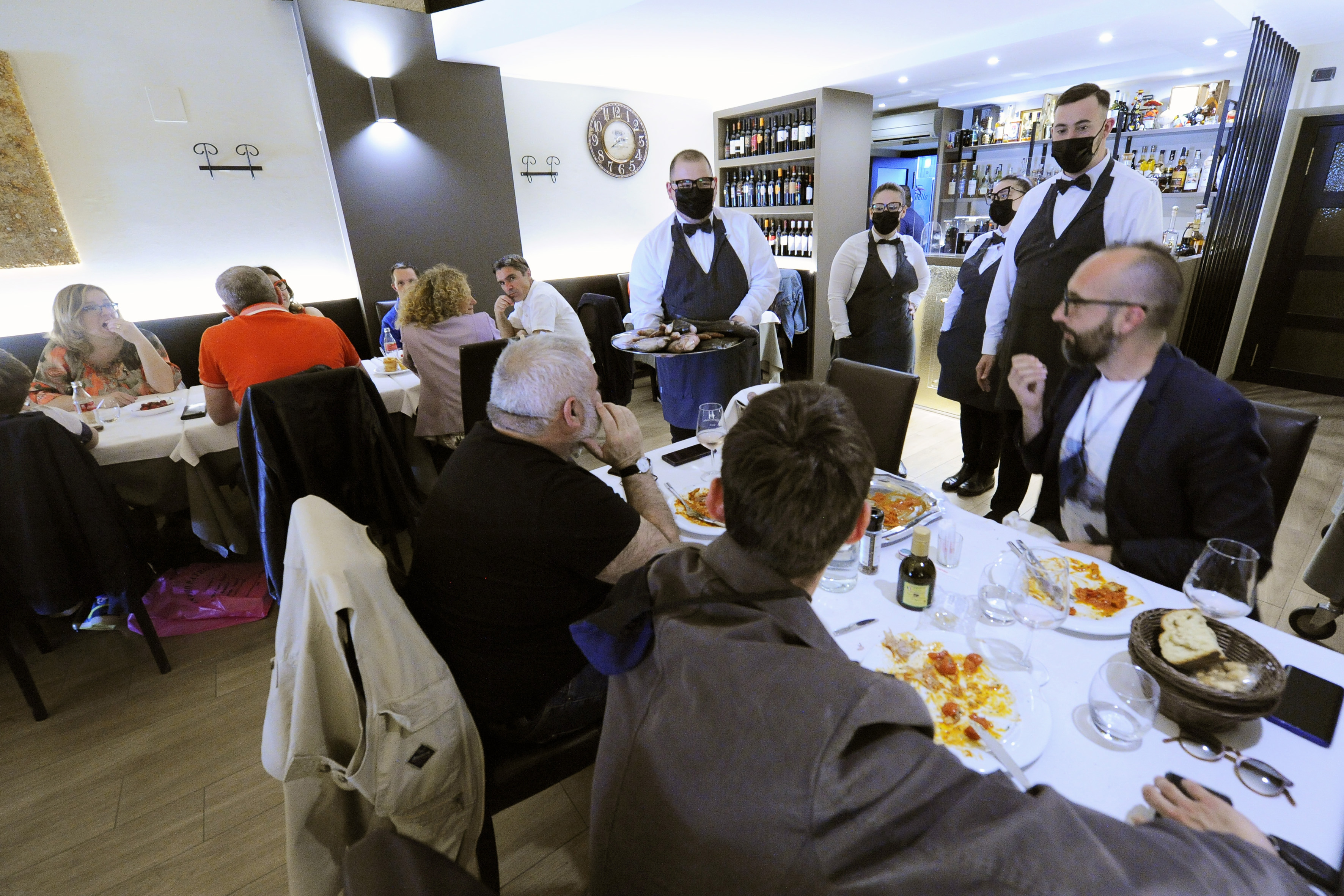 A Natale 500mila clienti in meno nei ristoranti rispetto al 2019