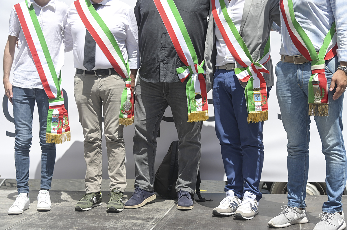 Sindaci sotto minaccia, primato siciliano. I prefetti: “Sofferenza e disagio diffuso”