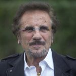 E’ morto a Toni Santagata, cantante e conduttore tv