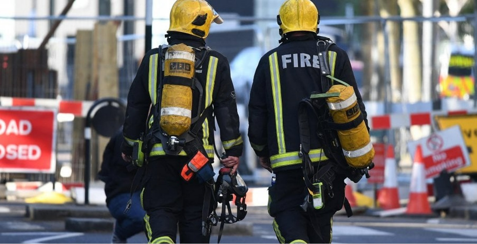 Taxi incendiato a Palermo: coinvolte una Fiat e una Jaguar