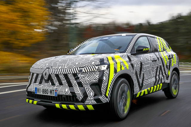 Ultimi test per Austral il nuovo Suv di Renault