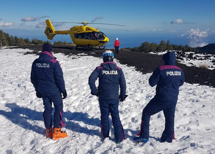 Etna Nord, sciatori sicuri con la supervisione della Polizia di Stato