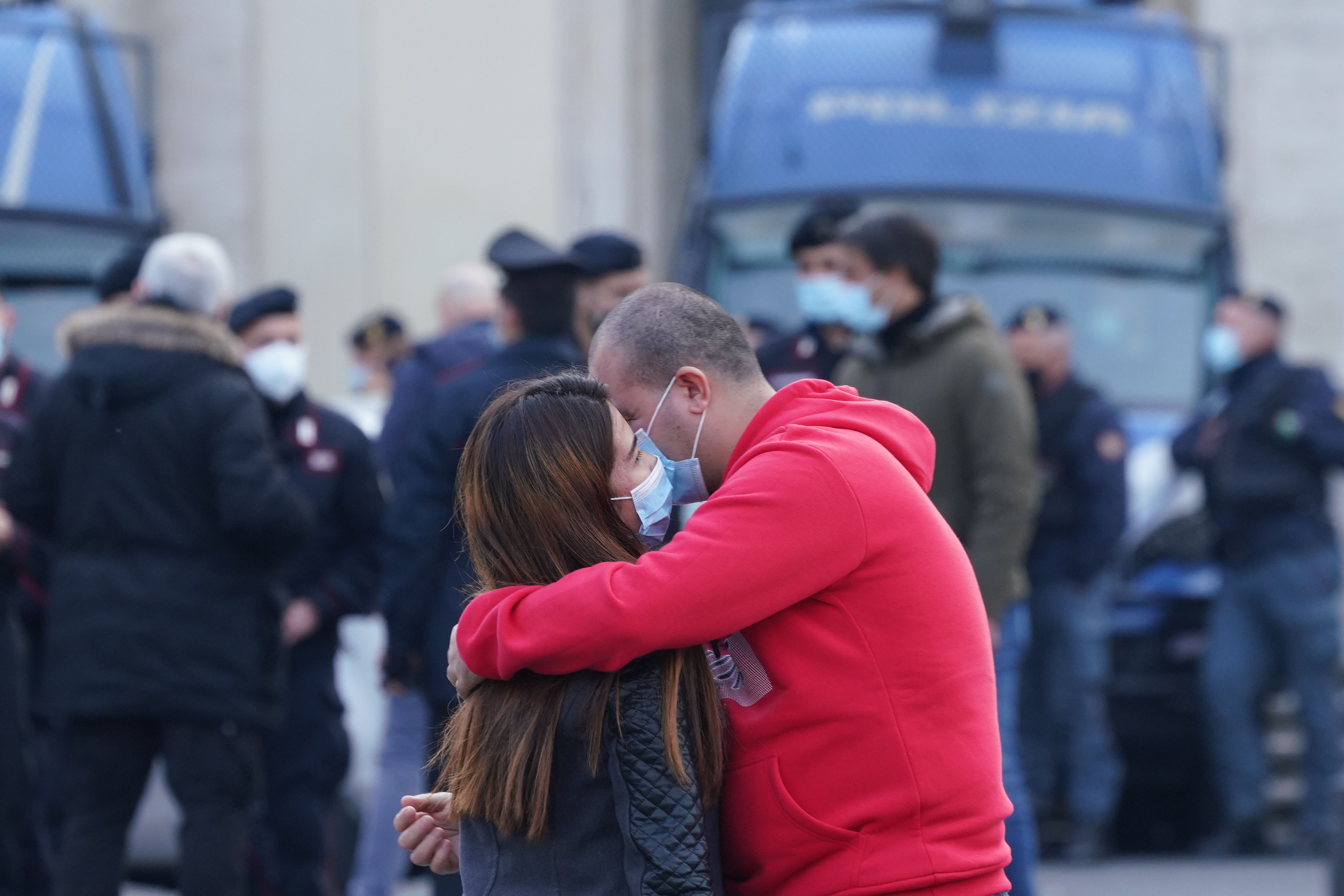 Patto di convivenza con extracomunitario, l’amore al tempo del Covid