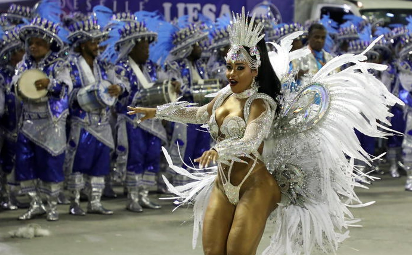 Covid, Brasile, cancellato per il secondo anno il carnevale di Rio