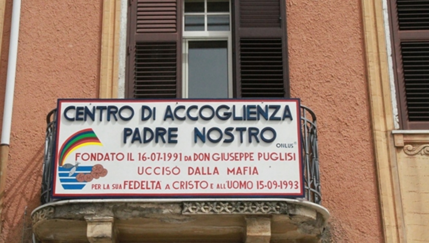 Brancaccio, raid vandalico al Centro fondato da don Pino Puglisi