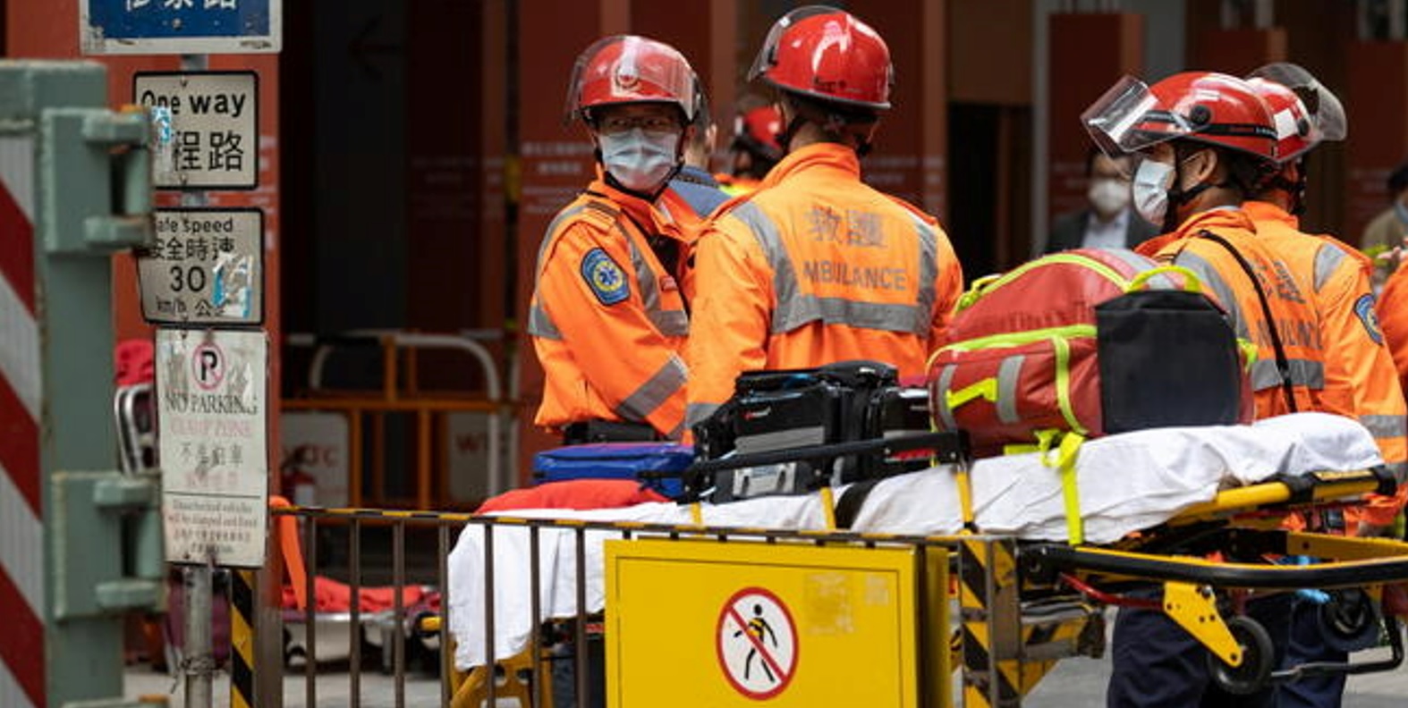 Cina, esplosione in mensa dopo fuga di gas, 20 persone intrappolate