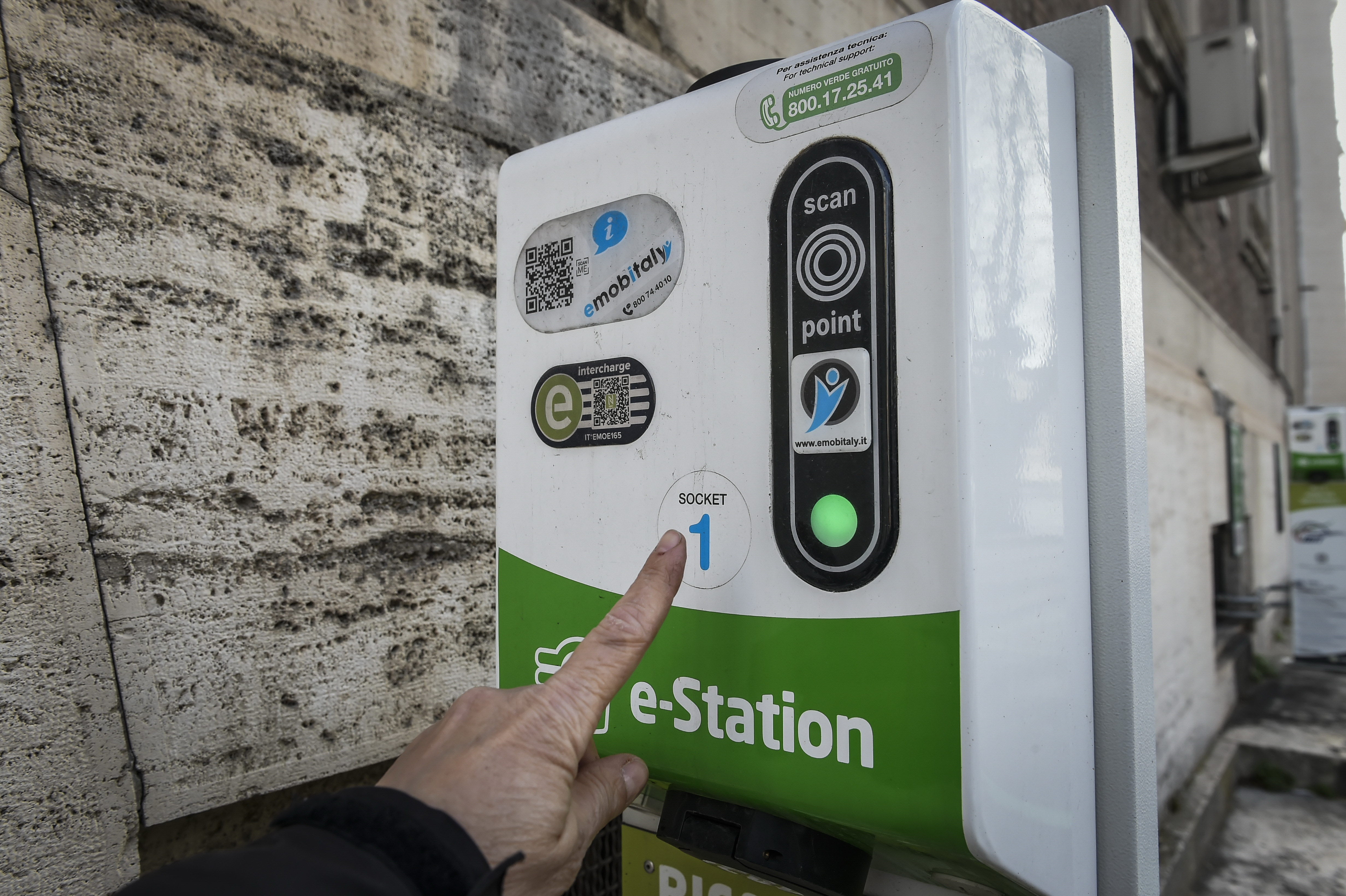 Qualità dell’aria, Cordaro: “25 milioni per veicoli green e ridurre traffico”