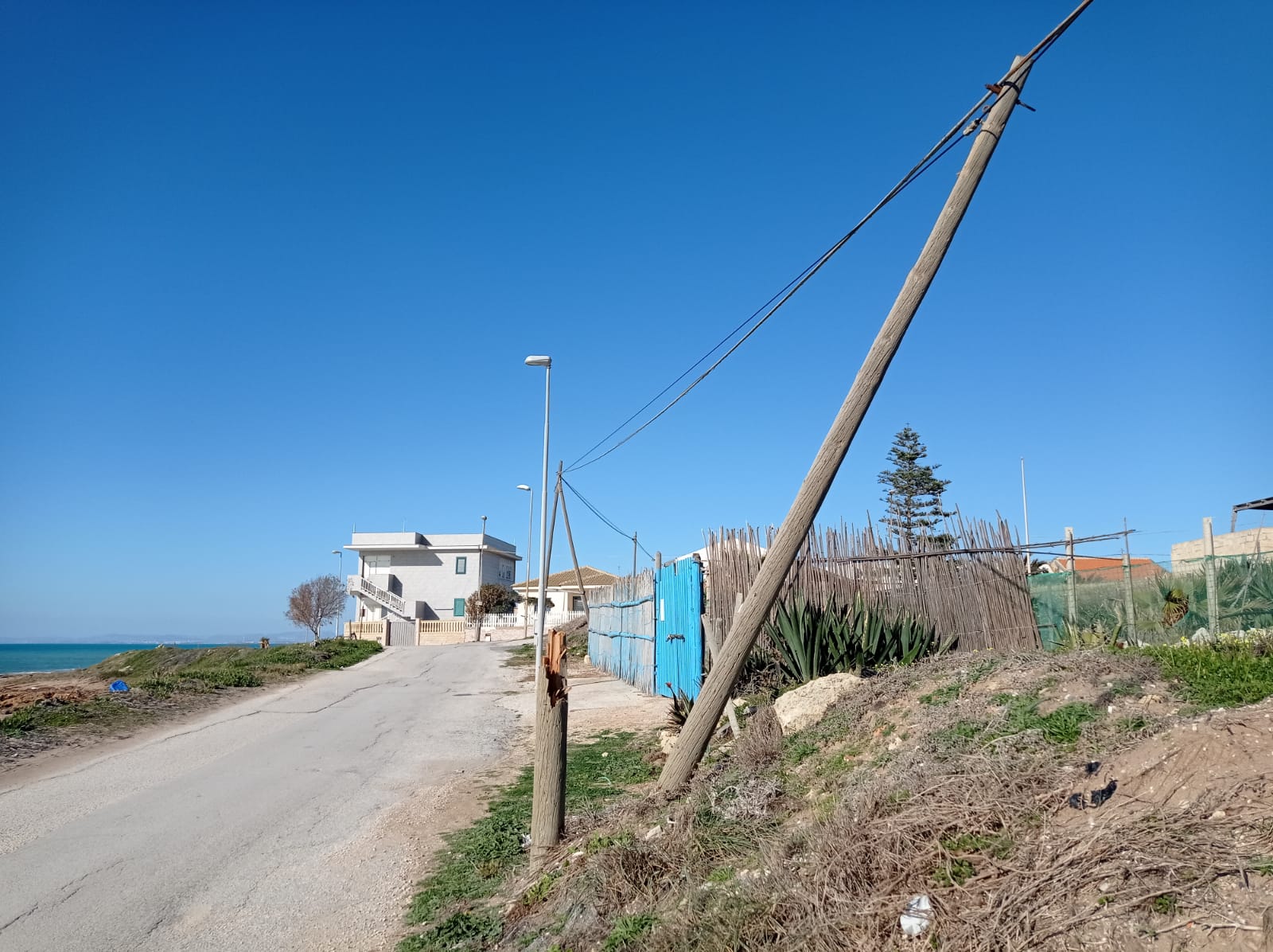 Scoglitti, situazione di pericolo nel borgo di Costa Fenicia