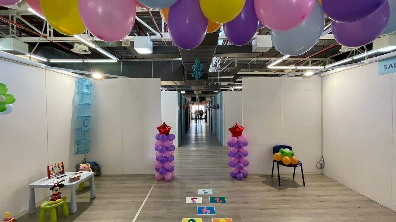 Vaccini, Hub Fiera dedicato ai bambini, Messina chiama a raccolta artisti e animatori