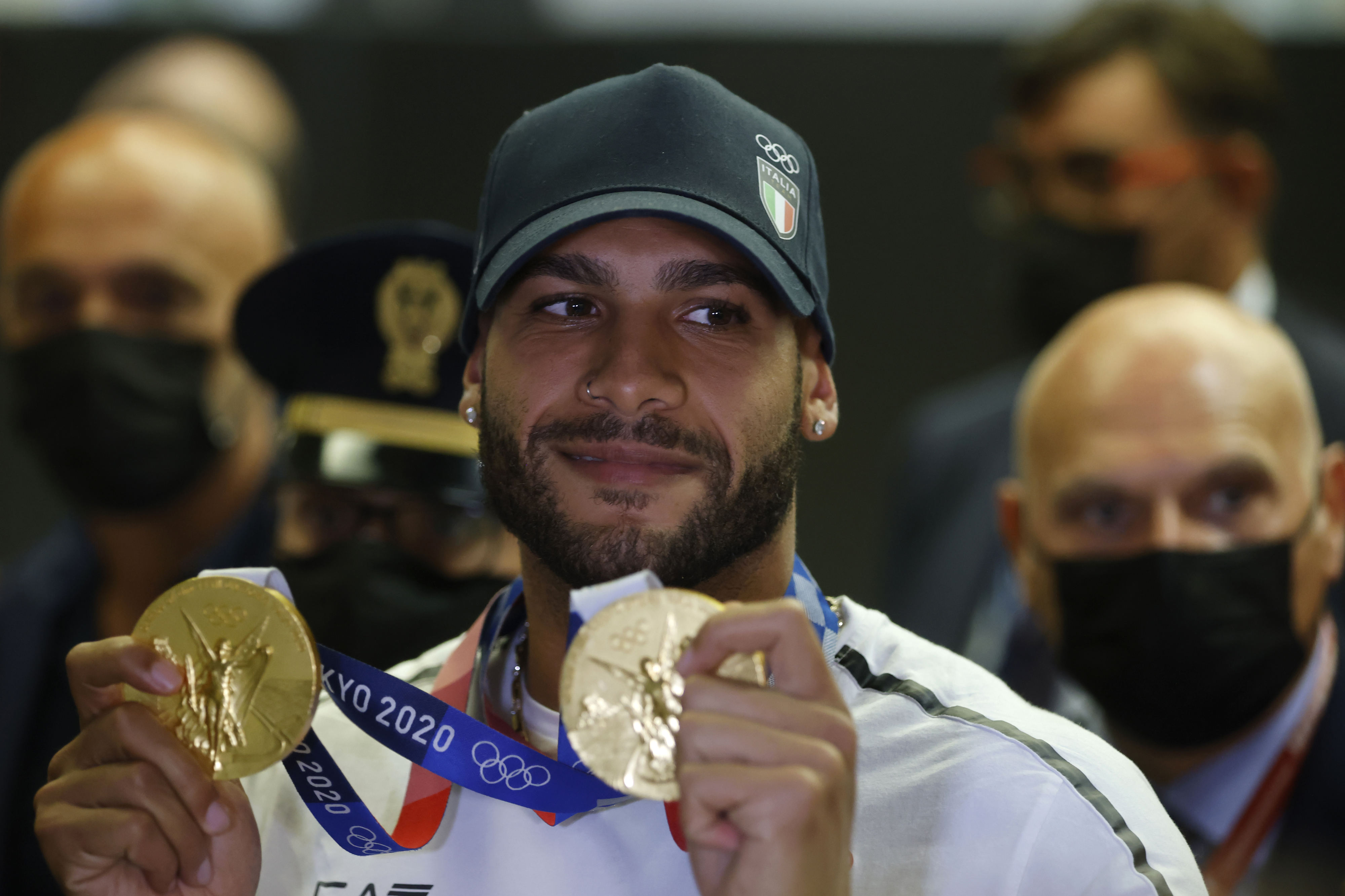 L’ex compagna di Jacobs: “Assente per il figlio, non paga il mantenimento”