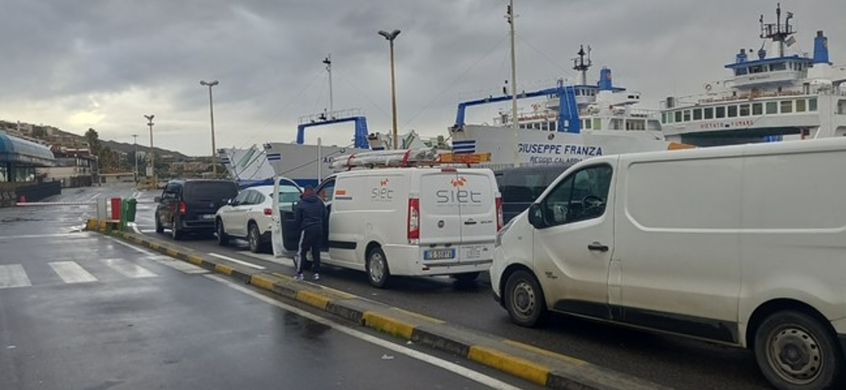 Senza green pass, siciliano no vax bloccato sullo Stretto