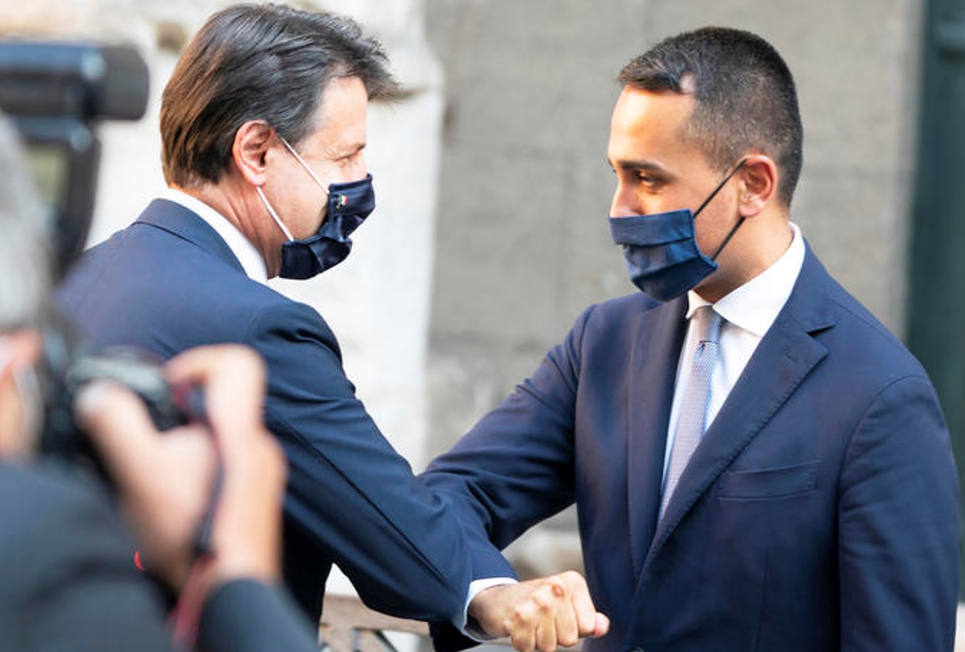 Mattarella Bis, scontro M5s Di Maio-Conte, Meloni torna all’attacco